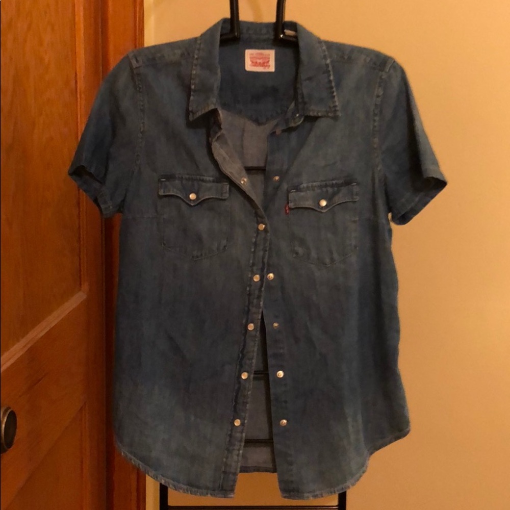 Levi’s Short Sleeved “denim” button down